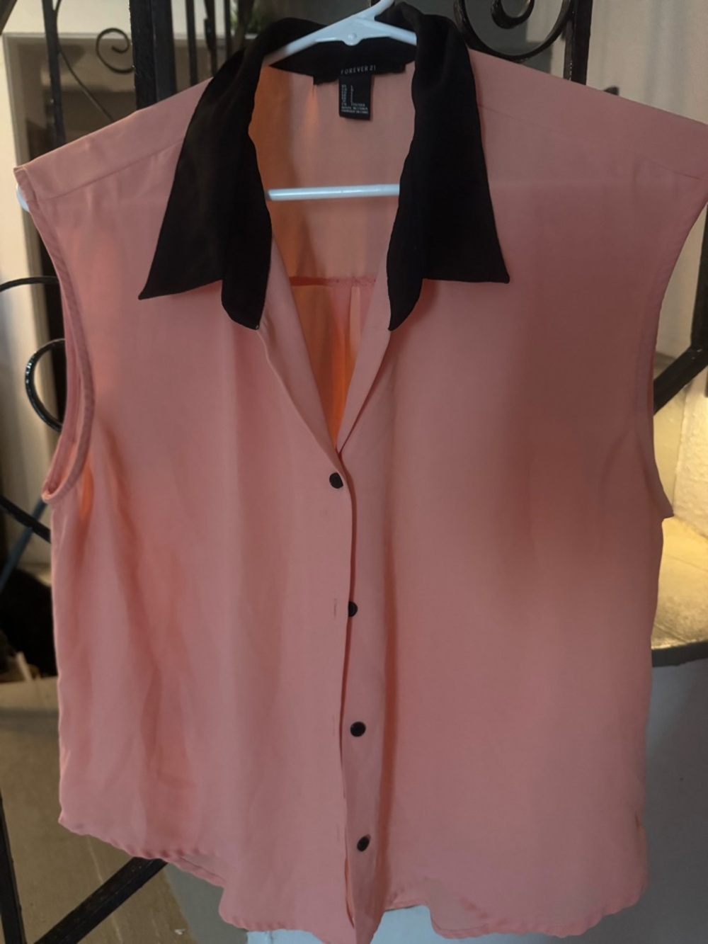 Forever 21 Peach Pink Sleeveless Button-Up Top with Black Collar
